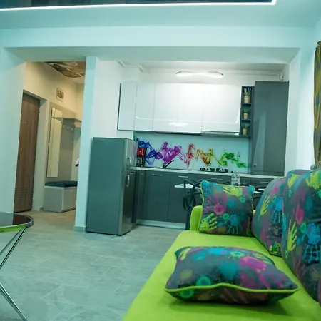 Eric Apartament Mamaia Nord 아파트 Năvodari